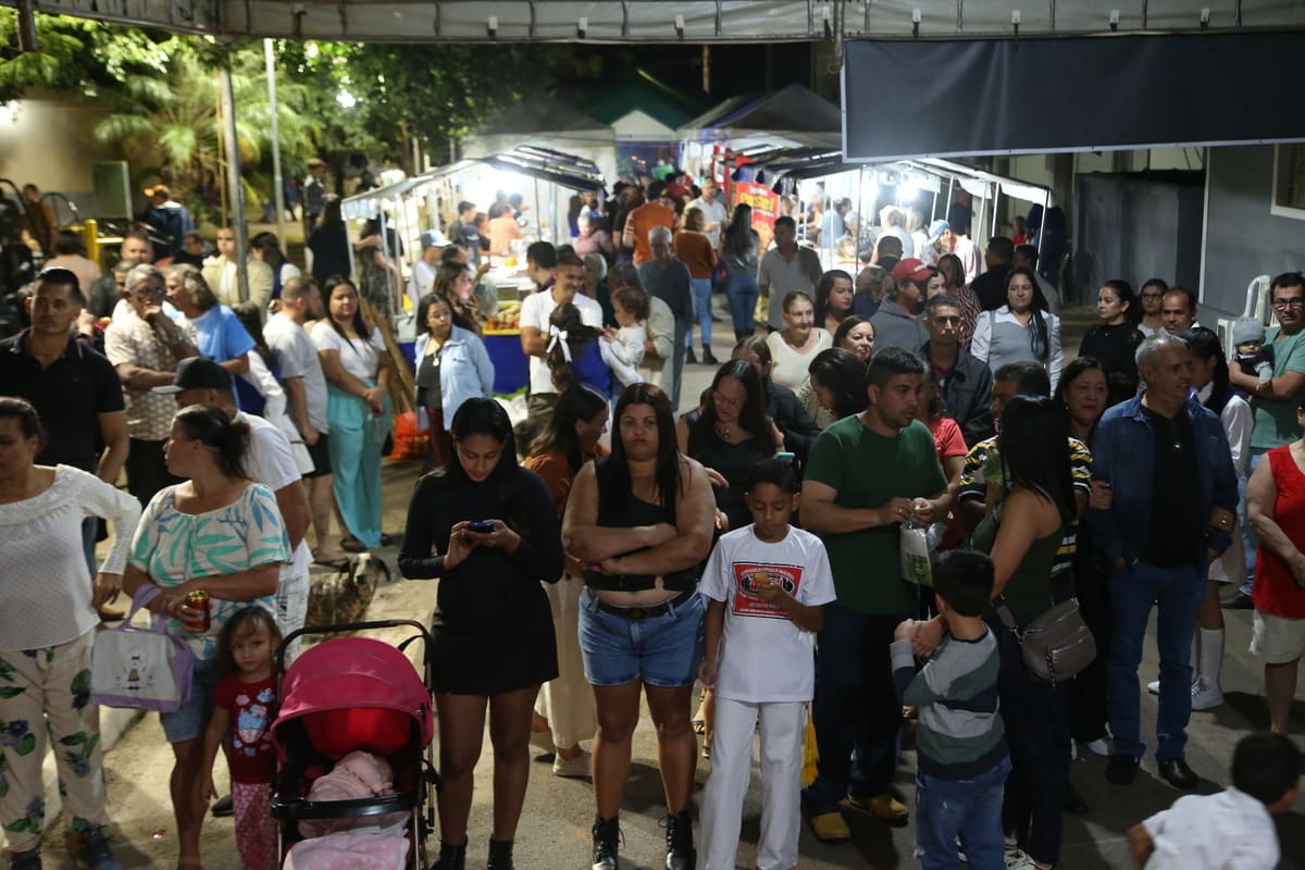 Feira da AgriCultura Douradoquara - MG